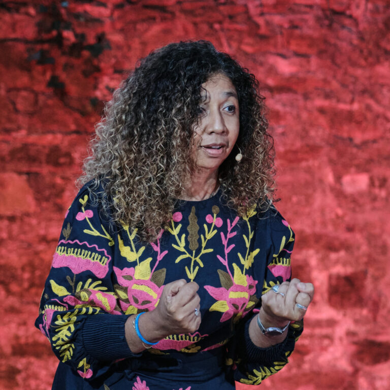 Sole Felloza, o Festival Atlántica e o futuro da narración oral